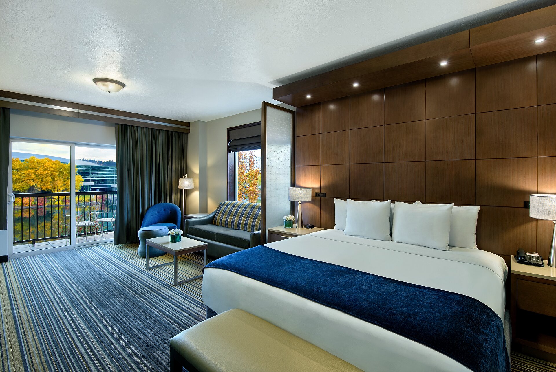 Oxford Suites Spokane-官方