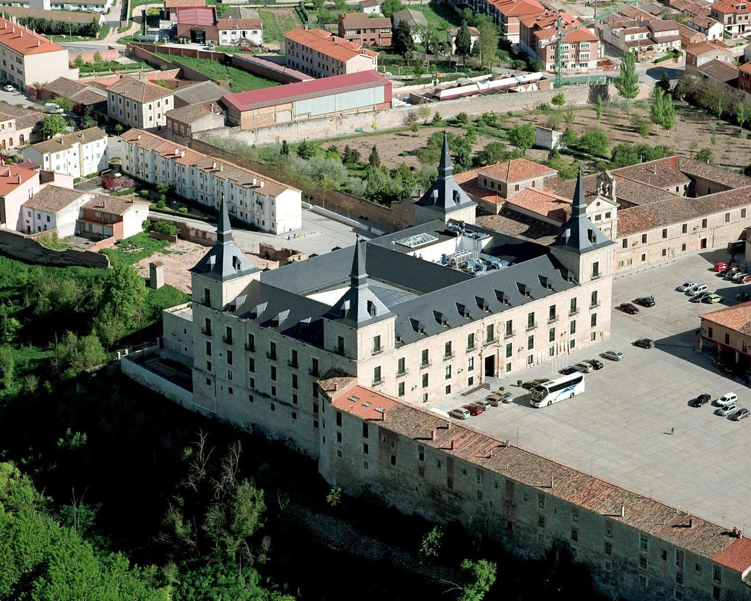 Parador de Lerma-官方