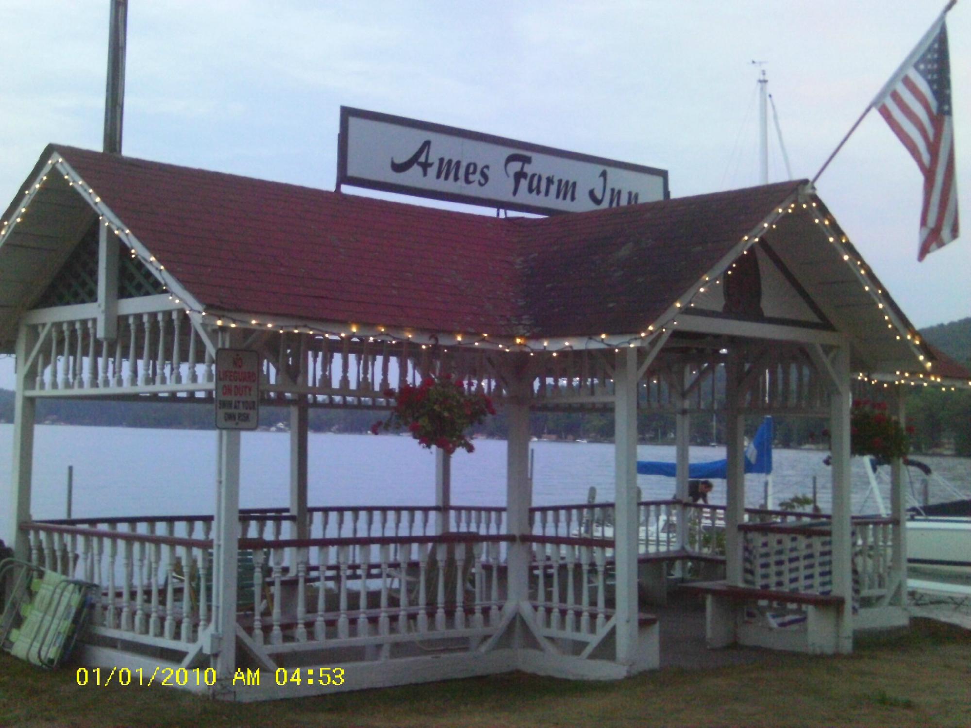 Ames Farm Inn-泳池