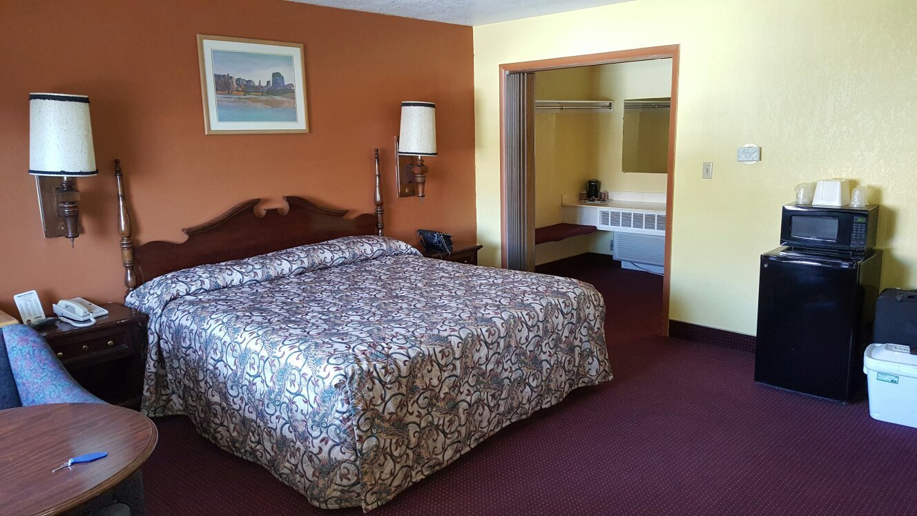 Regency Inn and Suites-官方