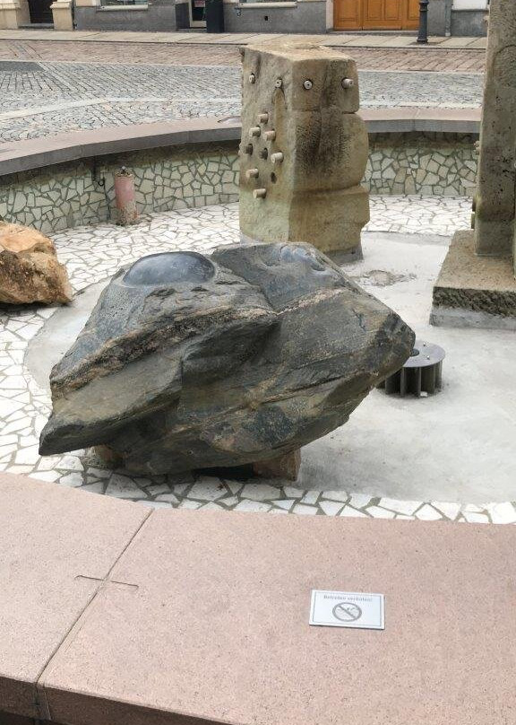 Brunnen Markt-Werdau必去景点