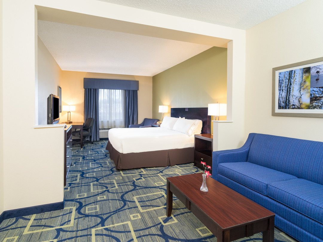 Holiday Inn Express & Suites Easton By IHG主图