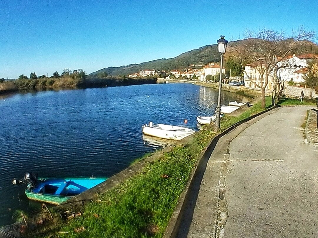 Paseo De La Ría Del Asón De Limpias景点图片