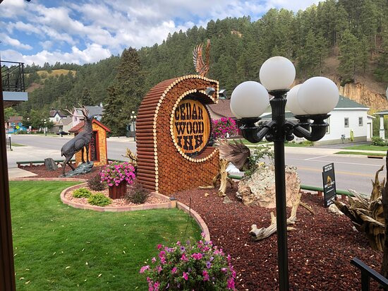 Cedar Wood Inn主图