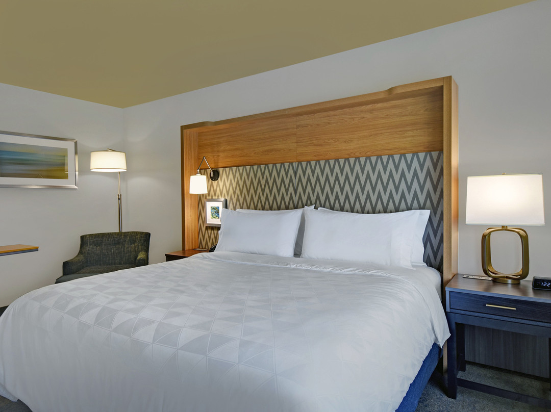 Holiday Inn Grand Rapids North - Walker by IHG主图
