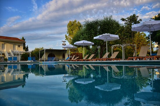 Dassia Holiday Club主图