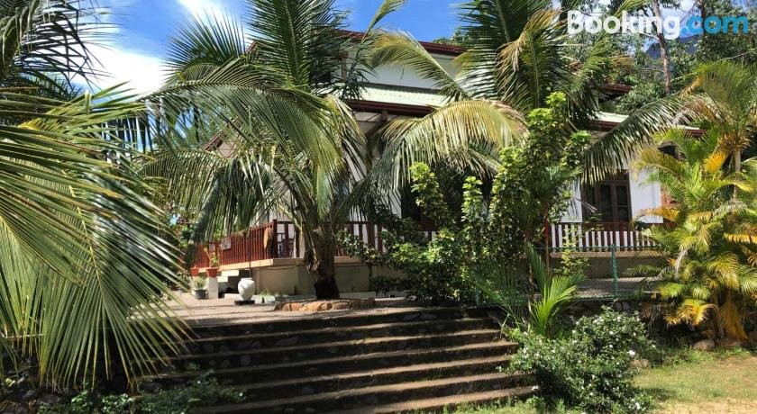 Ayubowan Holiday Resort