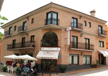 Gatova餐馆和美食-Hostal Restaurant l'Arquet