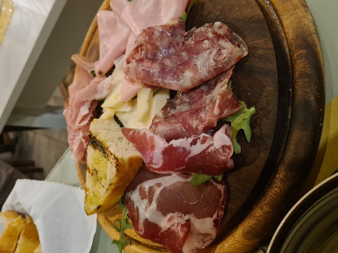 Habemus Pinsa - Ristorante Pinseria