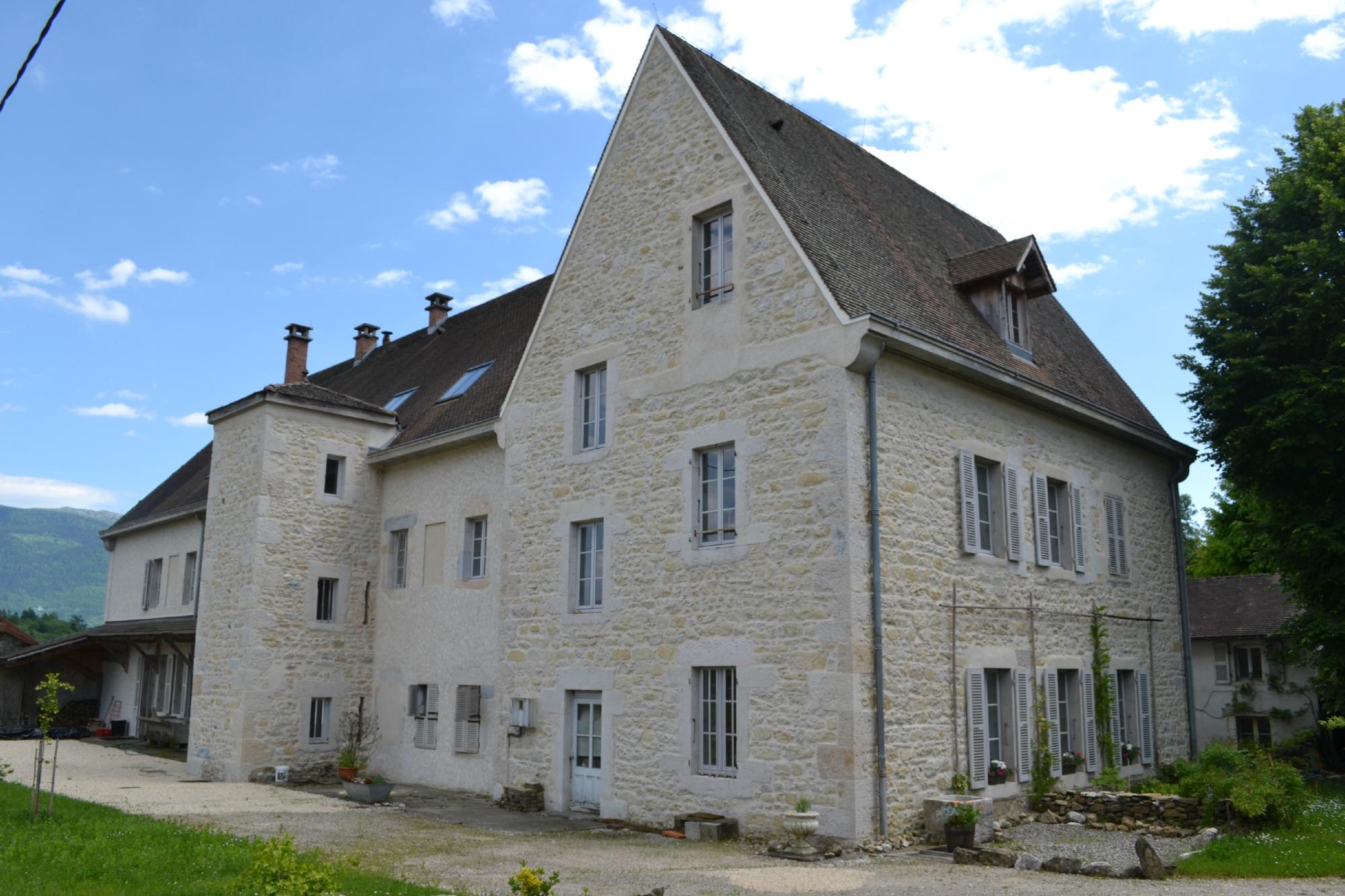 Le Clos Luthézieu-官方