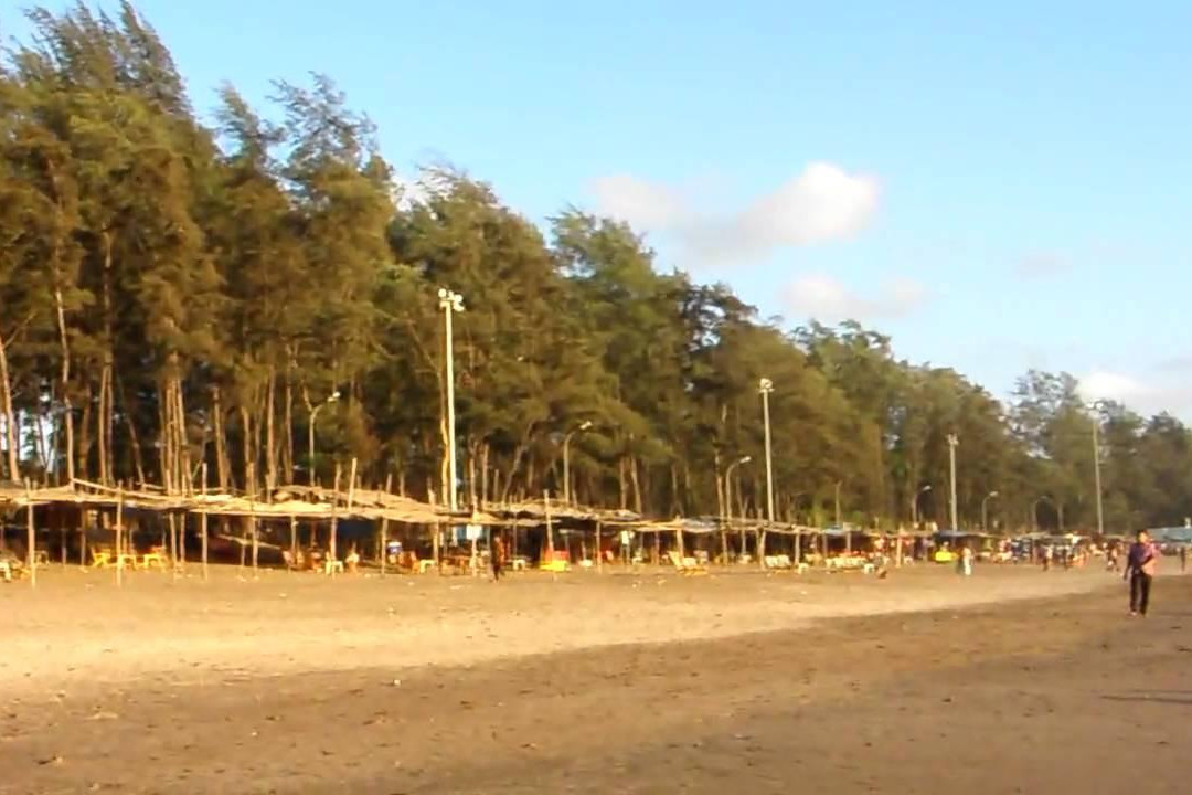 Jampore Beach
