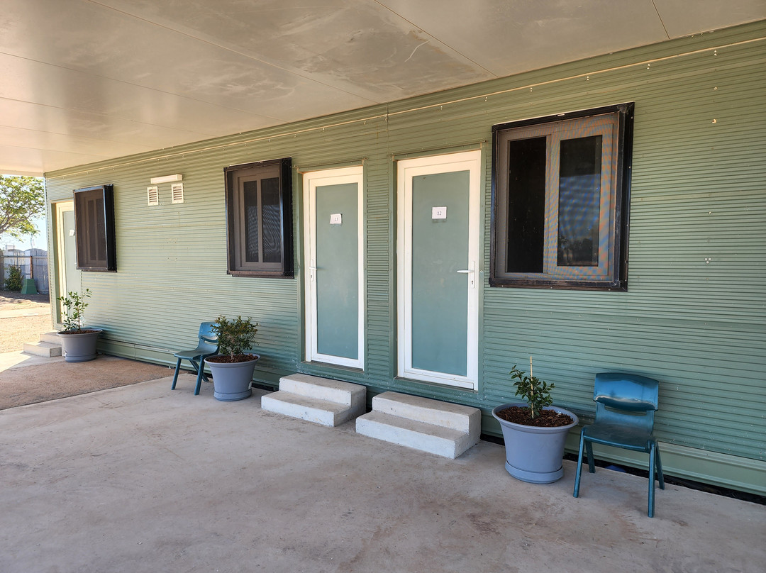 Winton Roadhouse, Cabins & Caravan Park