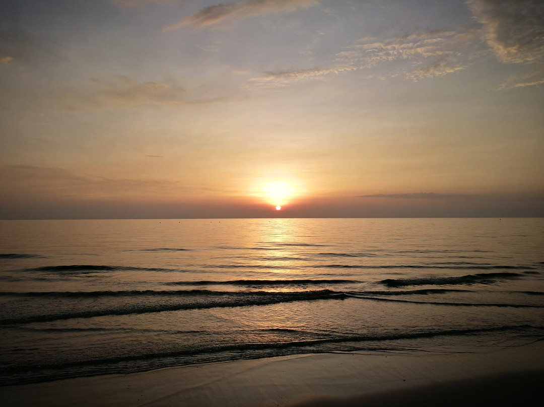 Ban Chuen Beach-空艾必去景点
