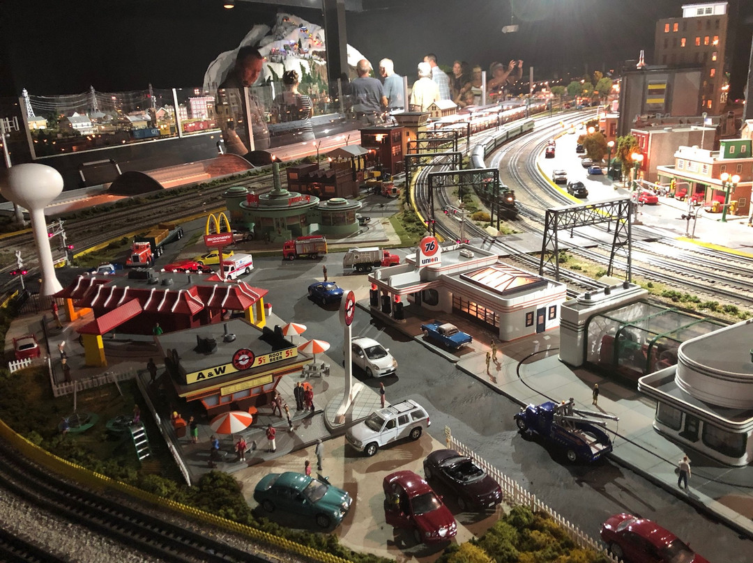 Merchants Square Model Train Exhibit景点图片