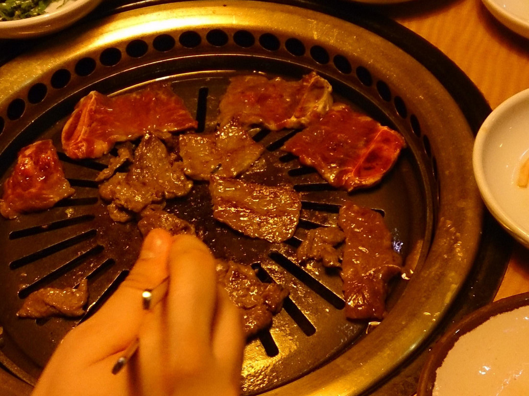 阿里朗韩国餐厅(勿地臣街店)