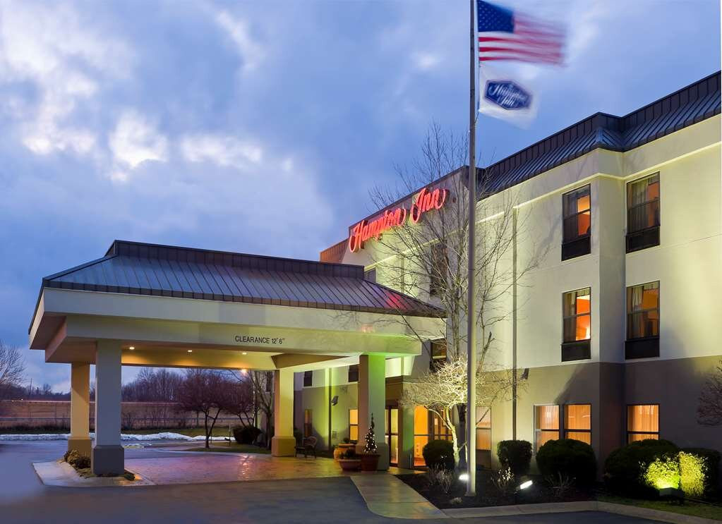 Hampton Inn Akron-Fairlawn主图