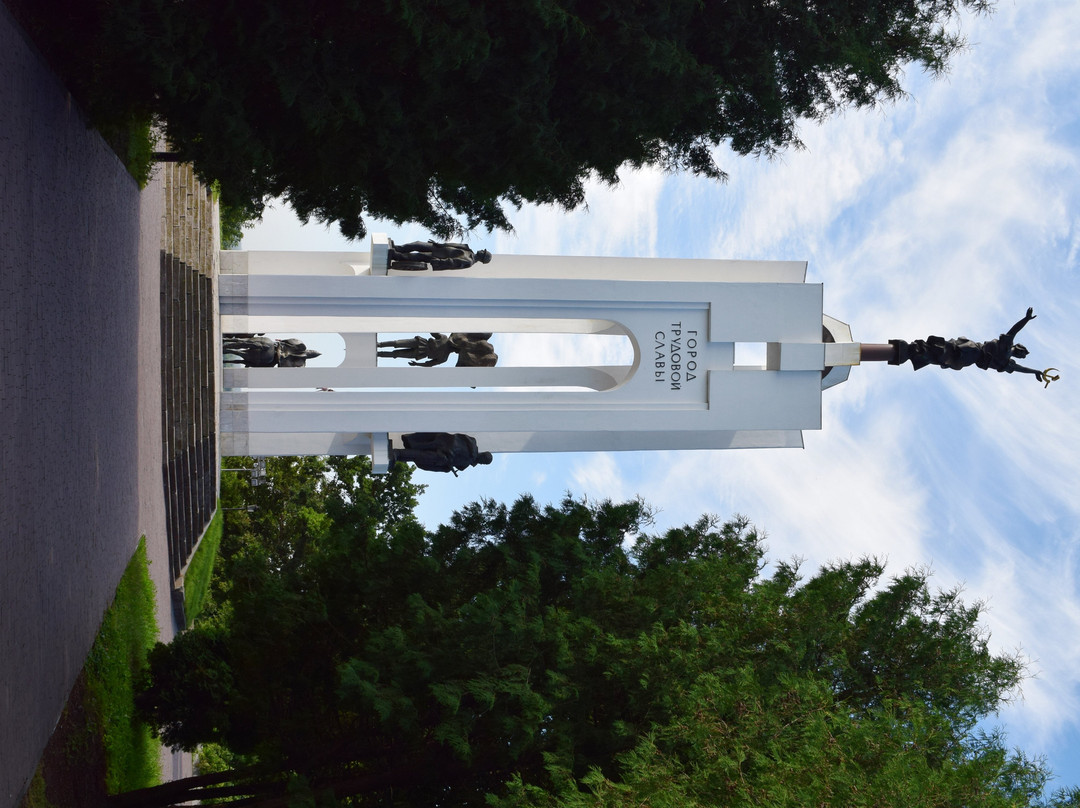 Monument in Honor of the 1000th Anniversary of Bryansk-Bryansk必去景点