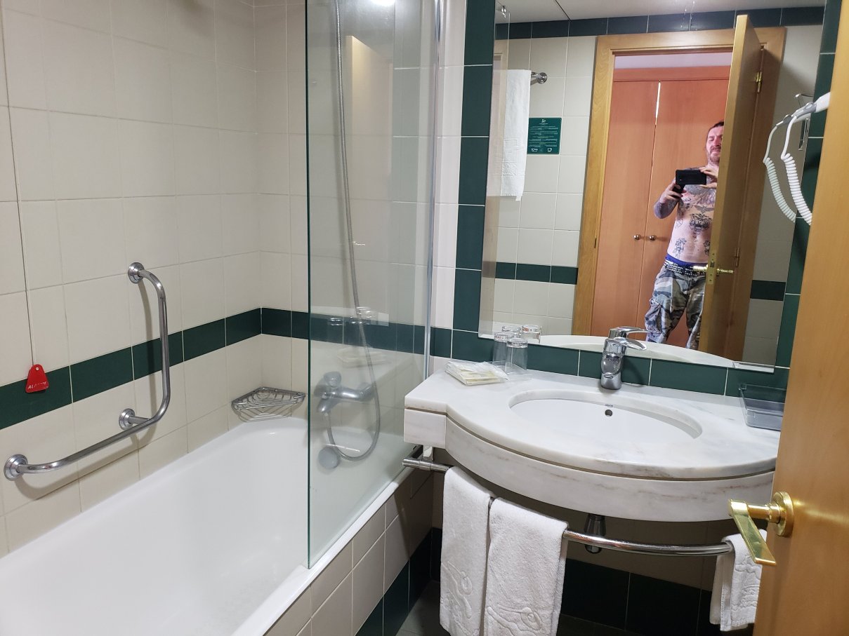 马德拉全景酒店-浴室