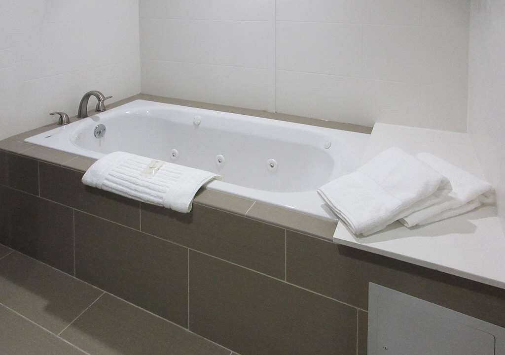 Comfort Suites West Omaha主图