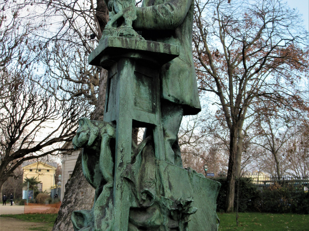Monument Emmanuel Fremiet-巴黎必去景点