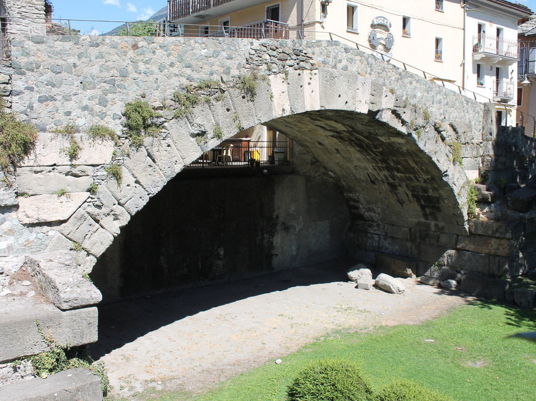 Ponte Romano-奥斯塔必去景点