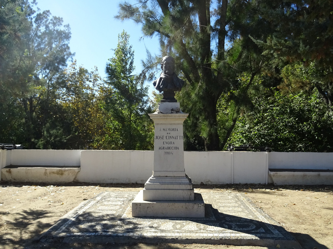 Ruínas Fingidas-埃武拉必去景点