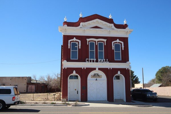 Tombstone City Hall景点图片