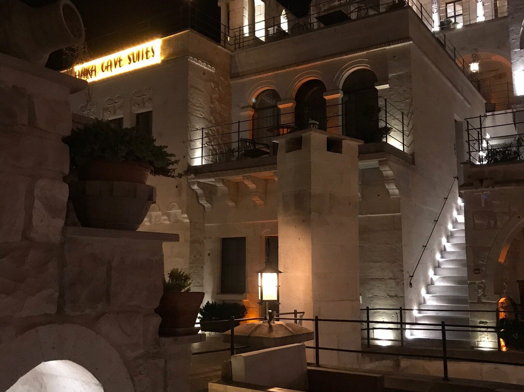 Nino Cave Suites主图