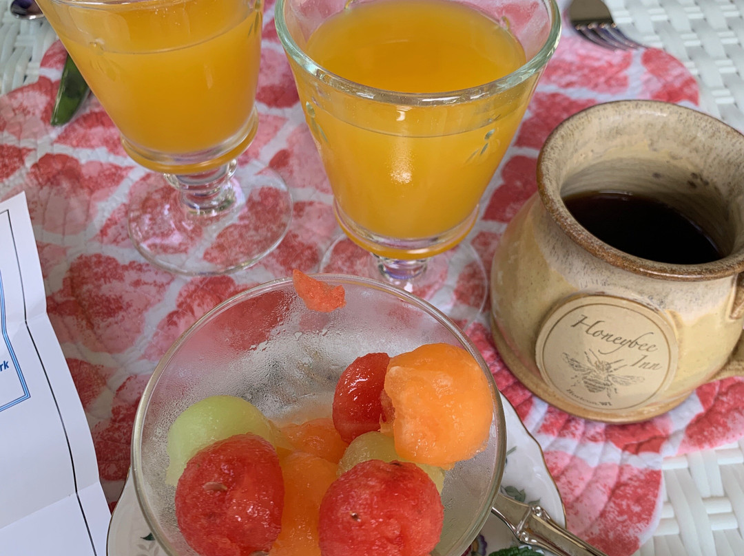 Honeybee Inn Bed & Breakfast主图