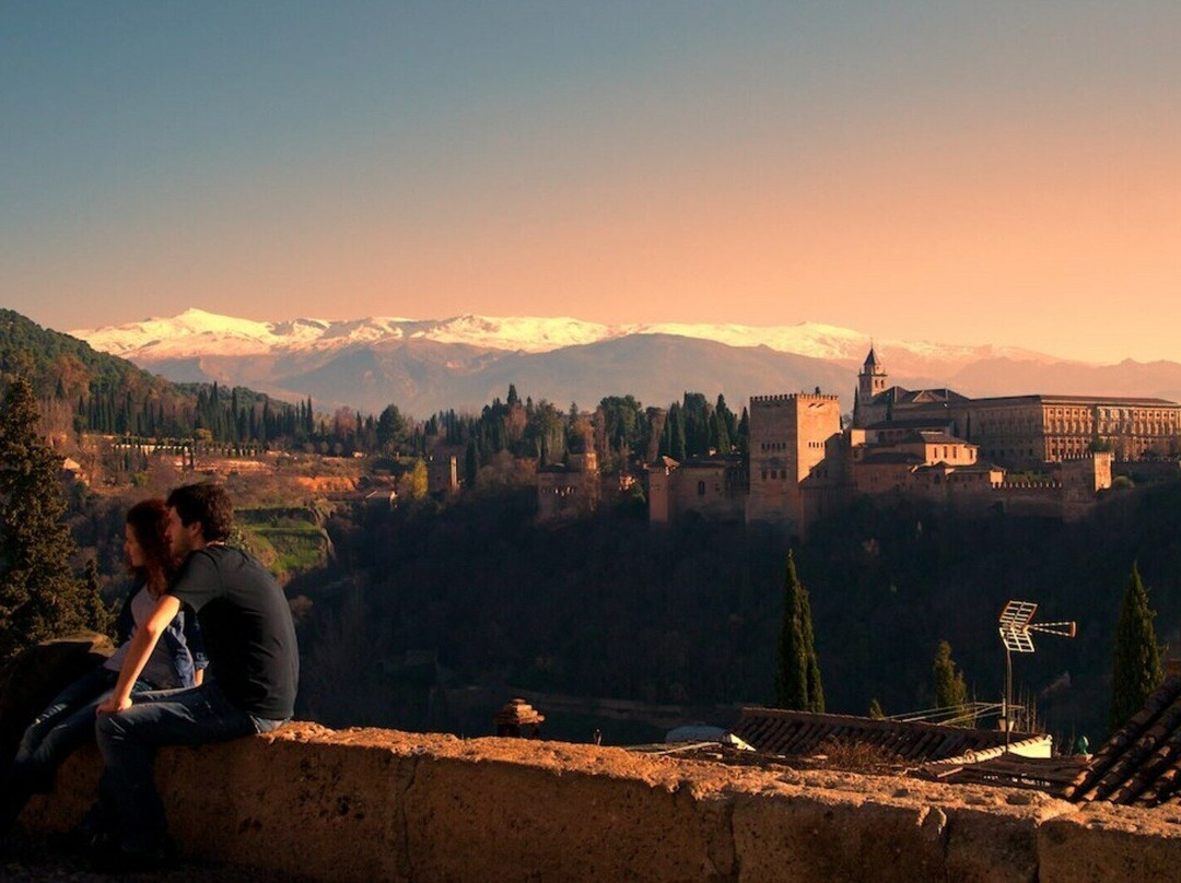 AlQamar Tours Granada-格拉纳达必去景点