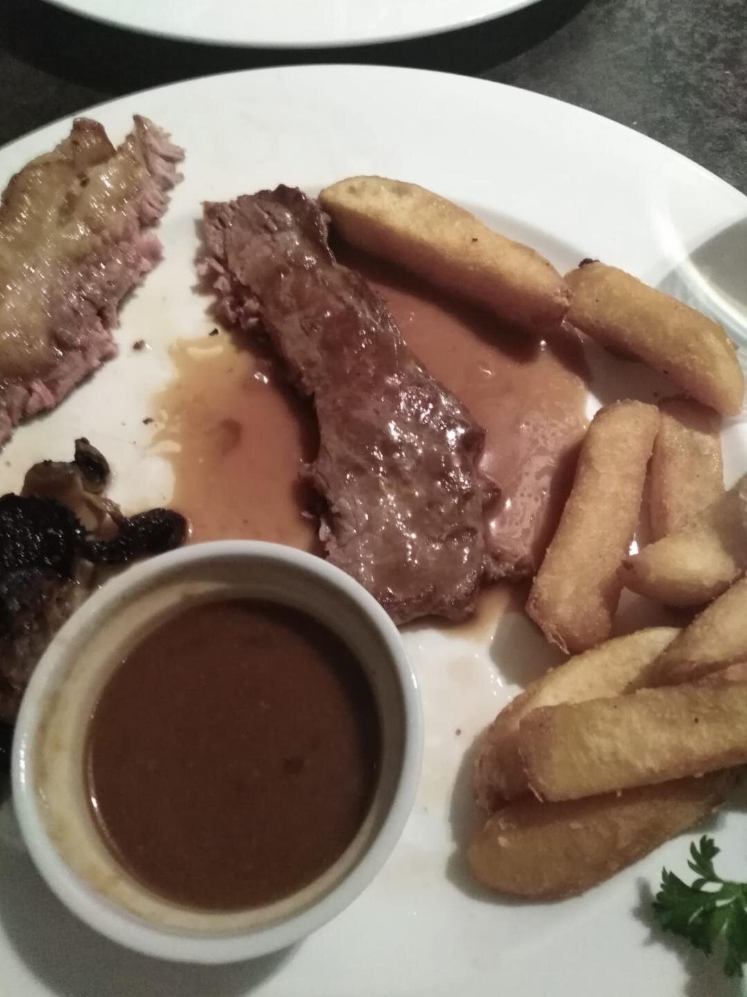 Fredrick's Hotel, Restaurant & Spa-餐饮