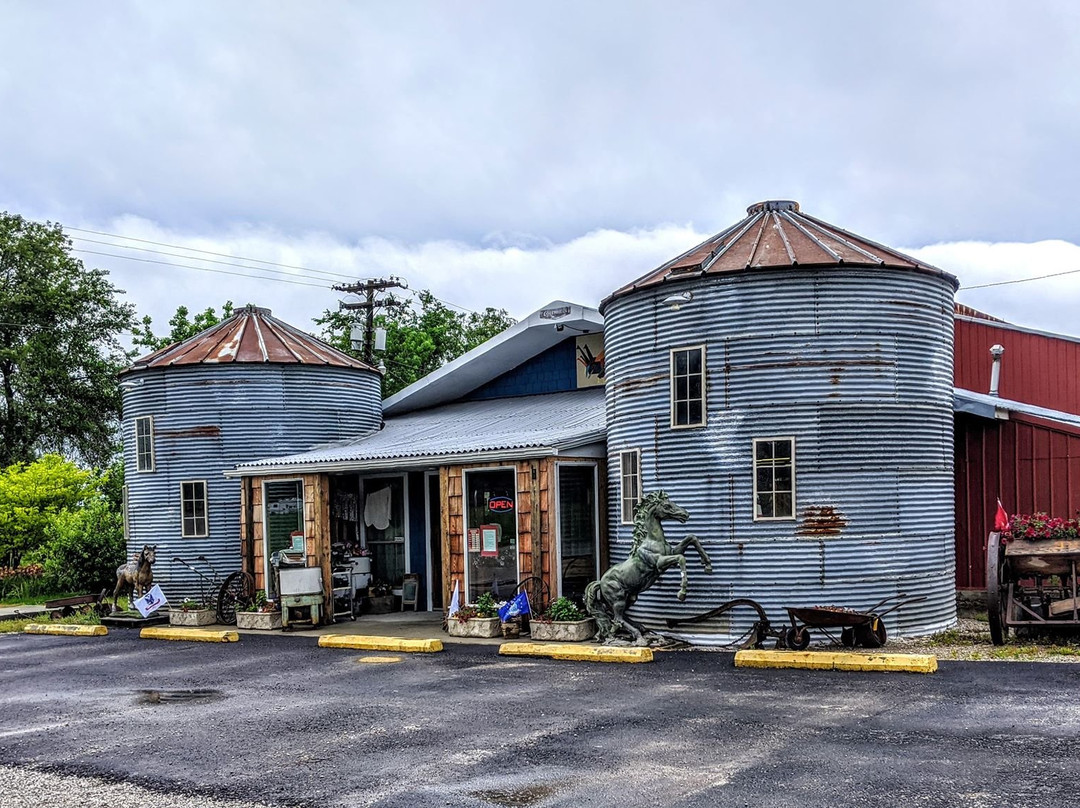 Recycled Homestead-Adrian必去景点