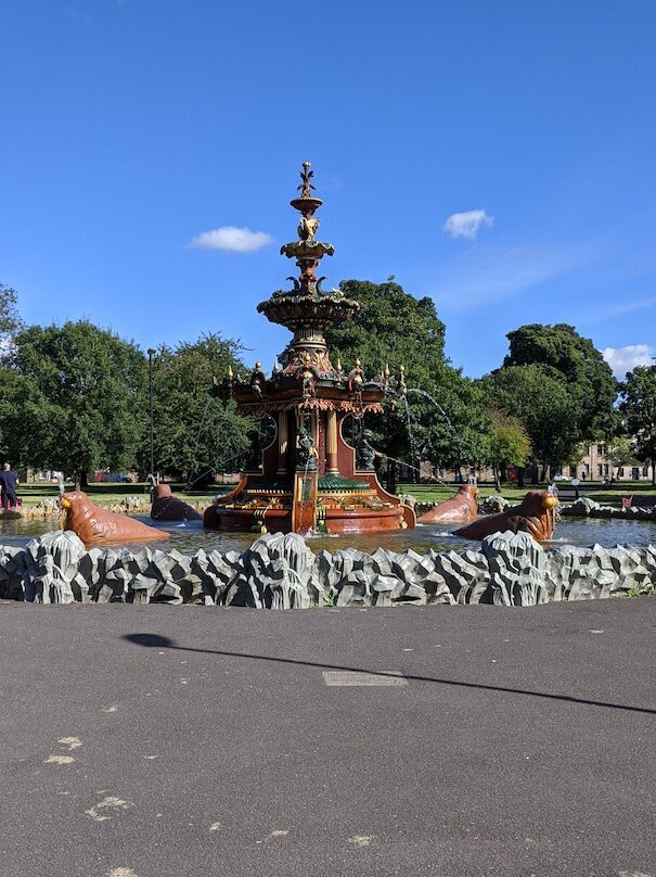 Grand Fountain景点图片