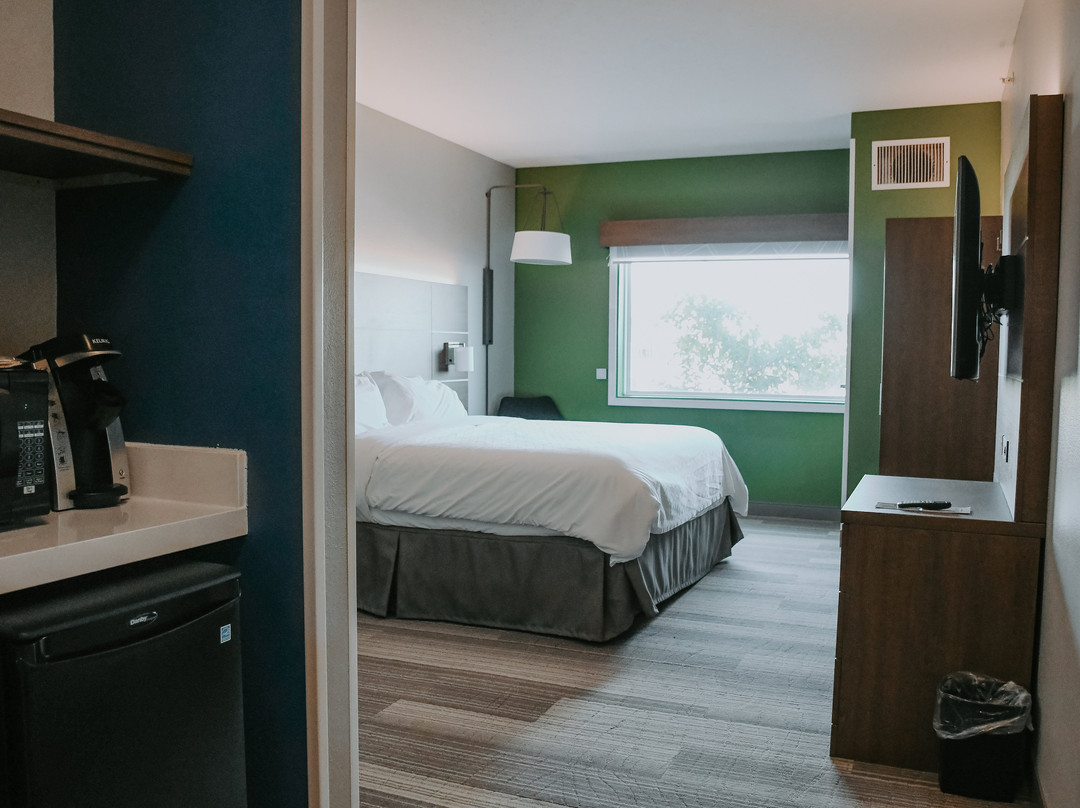Holiday Inn Express & Suites Lincoln South By IHG主图