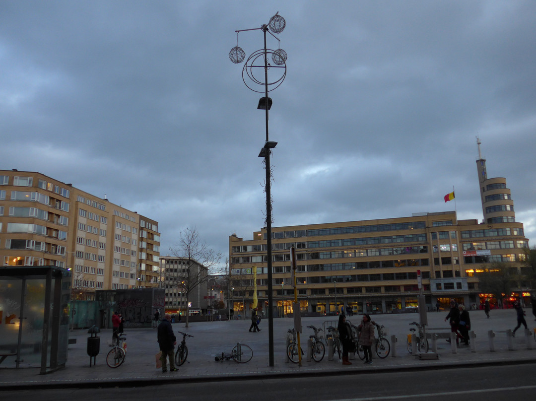 Place Eugene Flagey-伊克塞尔必去景点