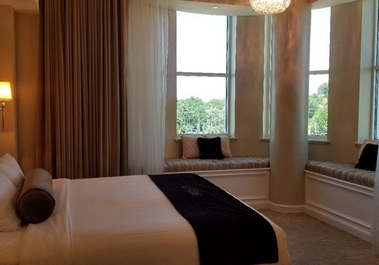 The Artesian Hotel, Casino & Spa主图