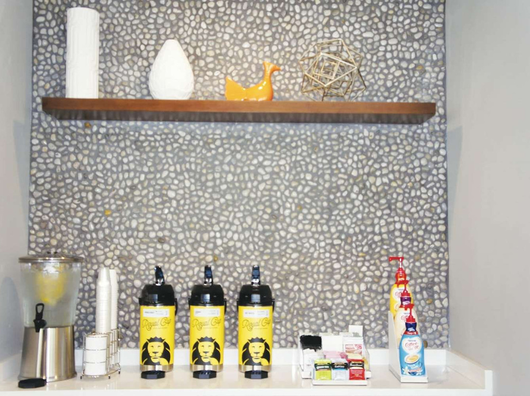 马德拉山谷旅馆主图