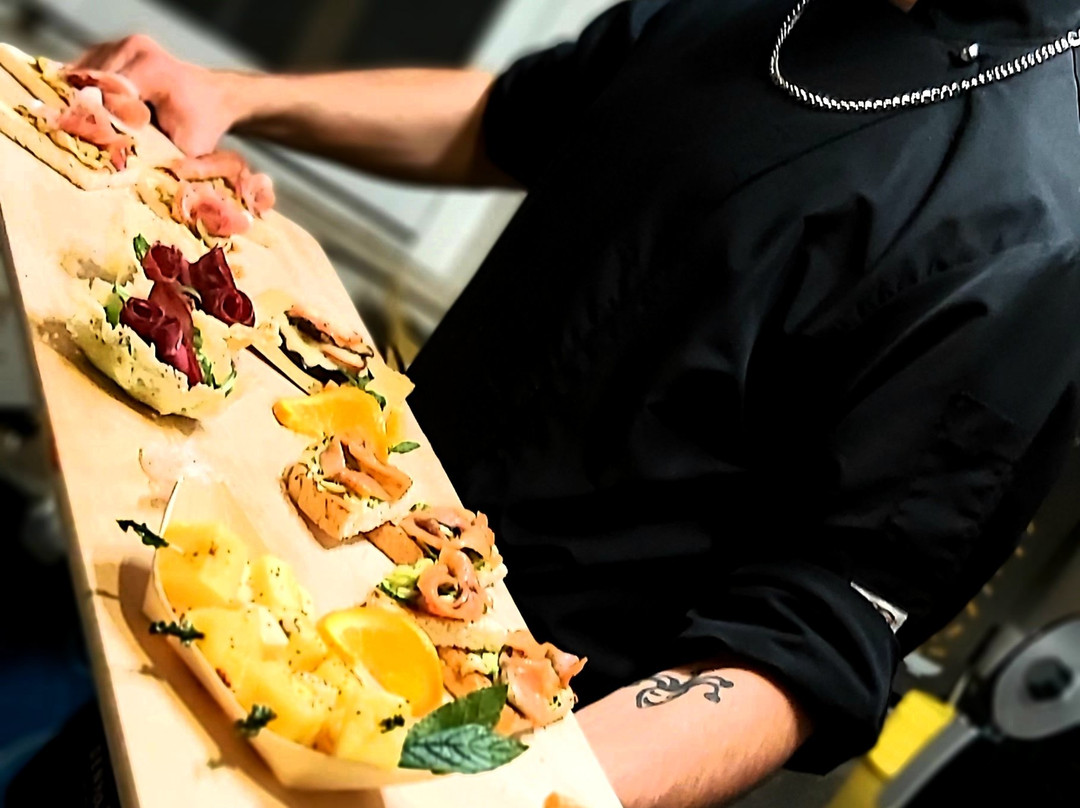 Peace&Love Funkybar-贝拉里亚-伊贾马里纳必去景点