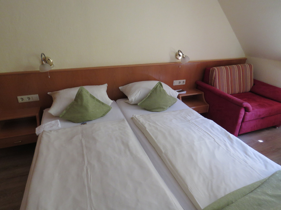 Weinhotel und Gaestehaus Gutsschaenke Sennerhof主图