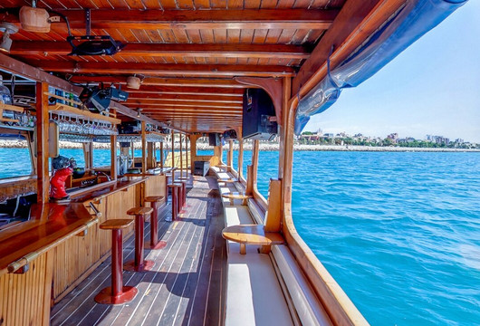 Barca Samba-马洛卡帕尔马必去景点