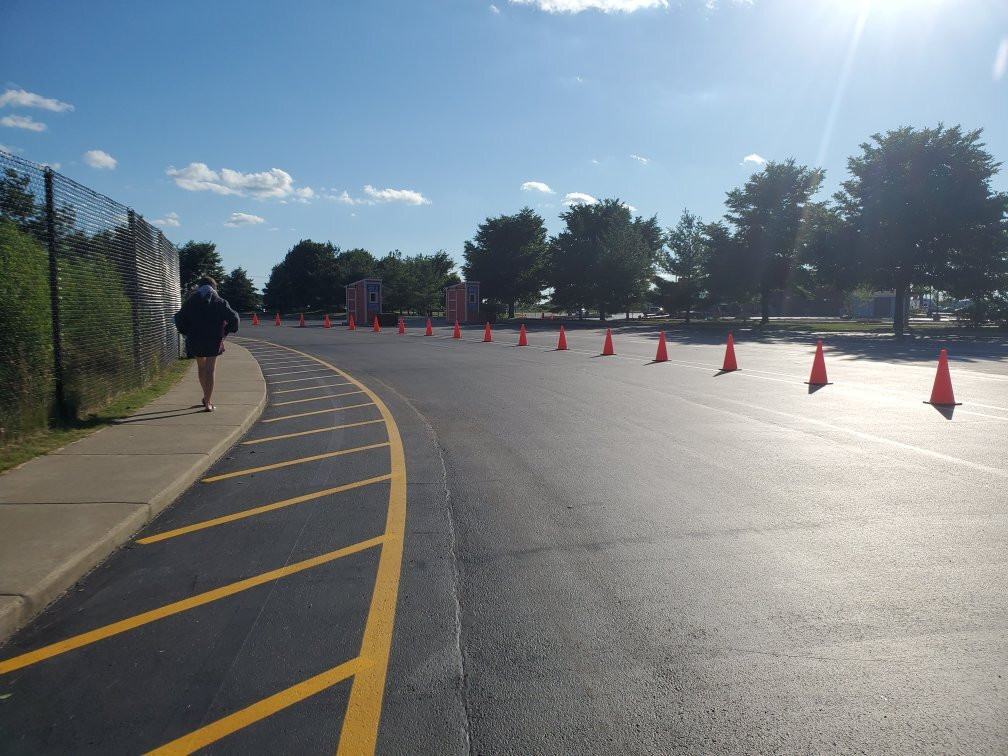 Raging Waves Waterpark-Yorkville必去景点