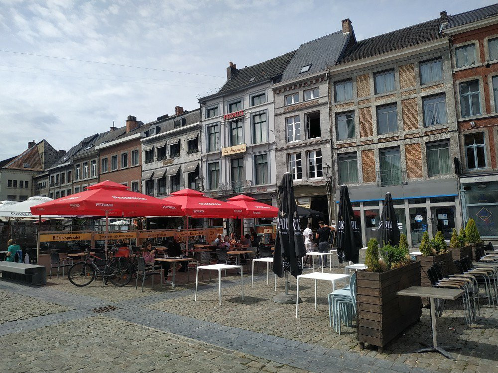 Hotel de Ville de Huy景点图片