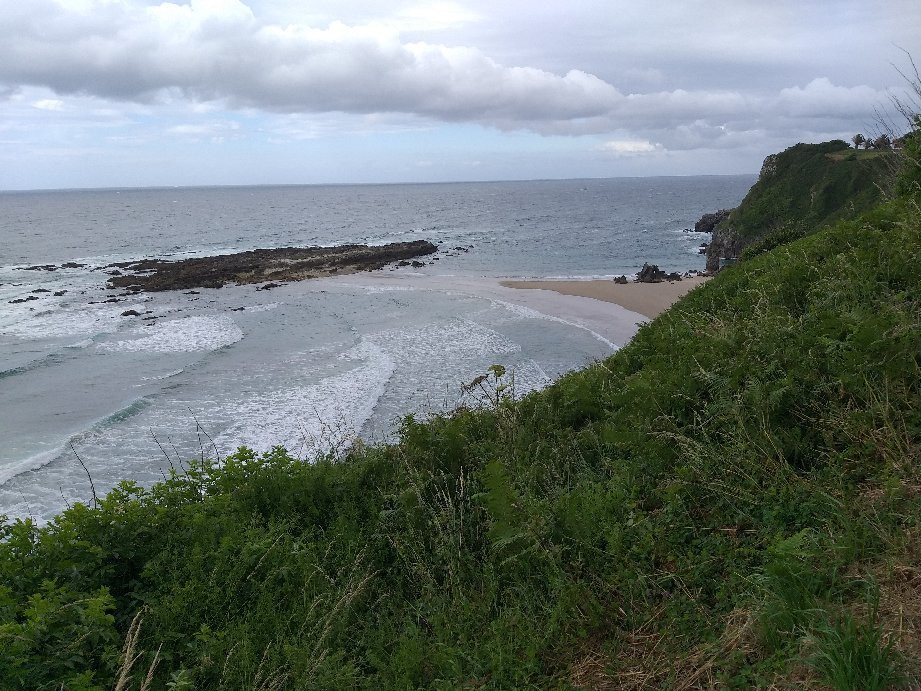Playa de Amió-Pechon必去景点