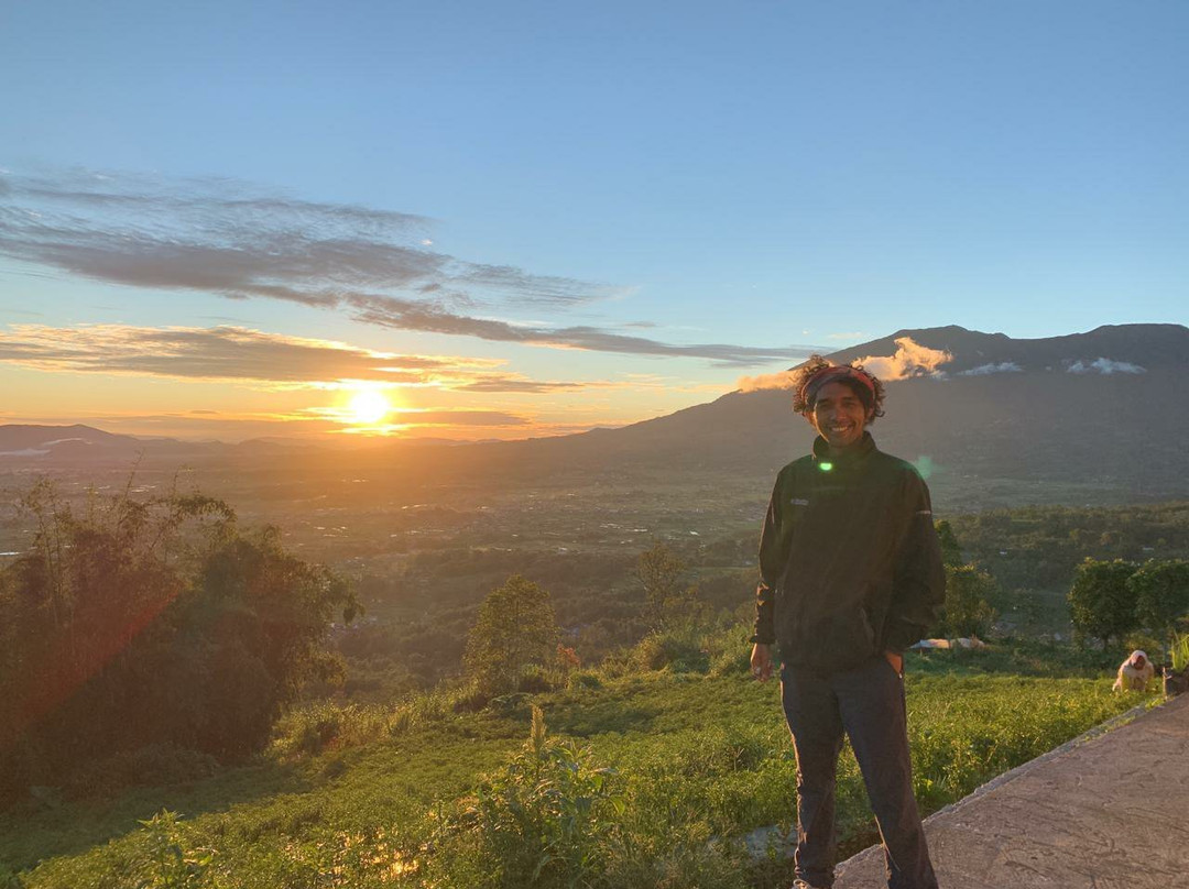 Habibie DelapanTour-武吉丁宜必去景点