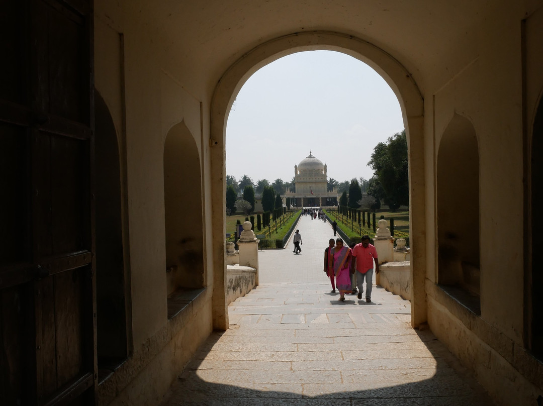 Gumbaz Burial Chamber景点图片