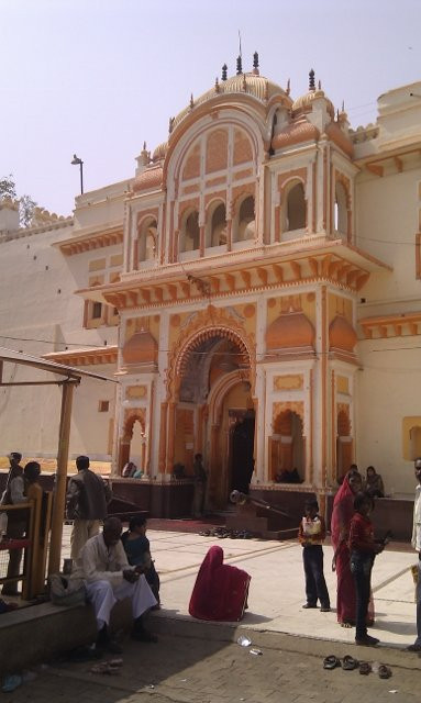 Ram Raja Temple-欧恰必去景点