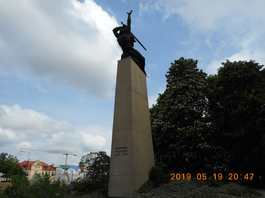 Monument to the Heroes of Warsaw景点图片