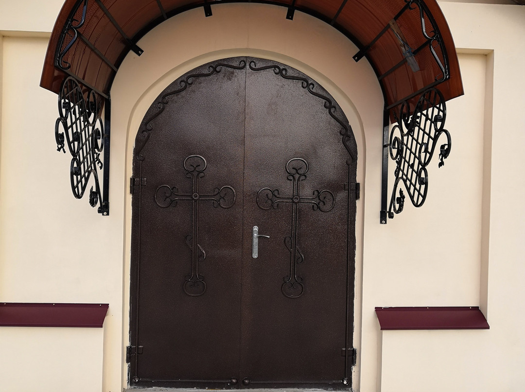Vladimira Ravnoapostolnogo Church景点图片