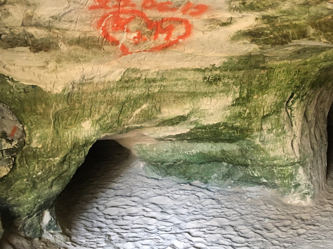 Helme Caves-Helme必去景点