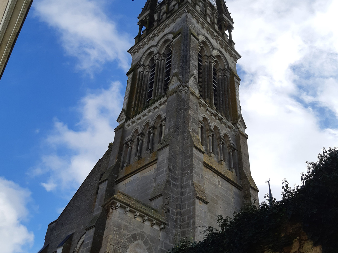 Église Saint-Simplicien-Martigne-Briand必去景点